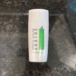 Rodan and Fields Soothe Sunscreen Brand New